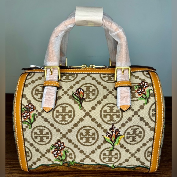 S⭕️LD‼️New Tory Burch T Monogram Jacquard Embroidered Duffle in Hazel - Picture 2 of 9